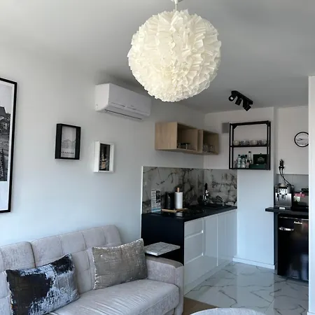 Centrum Srodmiescie Lägenhet